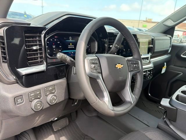 2026 Chevrolet Silverado 1500 LT - Photo 15