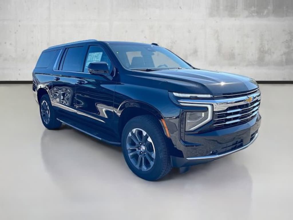 New 2026 Chevrolet Suburban LT SUV