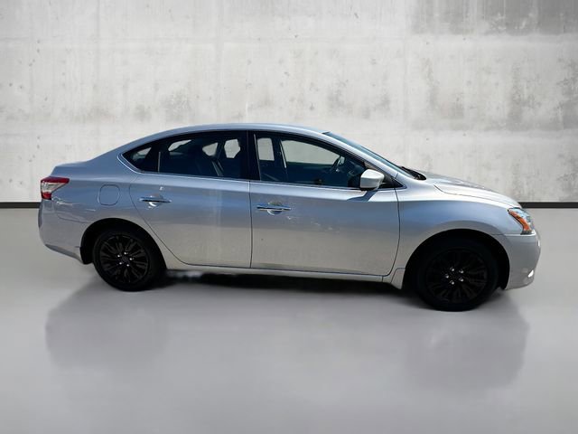 2015 Nissan Sentra SV photo 4