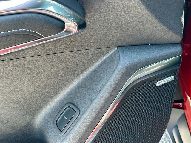 2025 Chevrolet Traverse LT - Photo 22