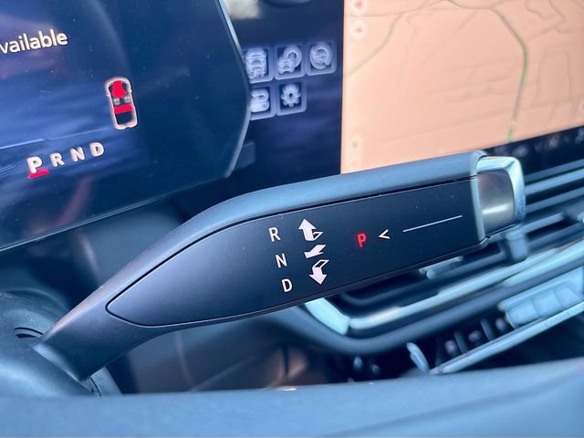 2025 Chevrolet Equinox EV RS - Photo 22