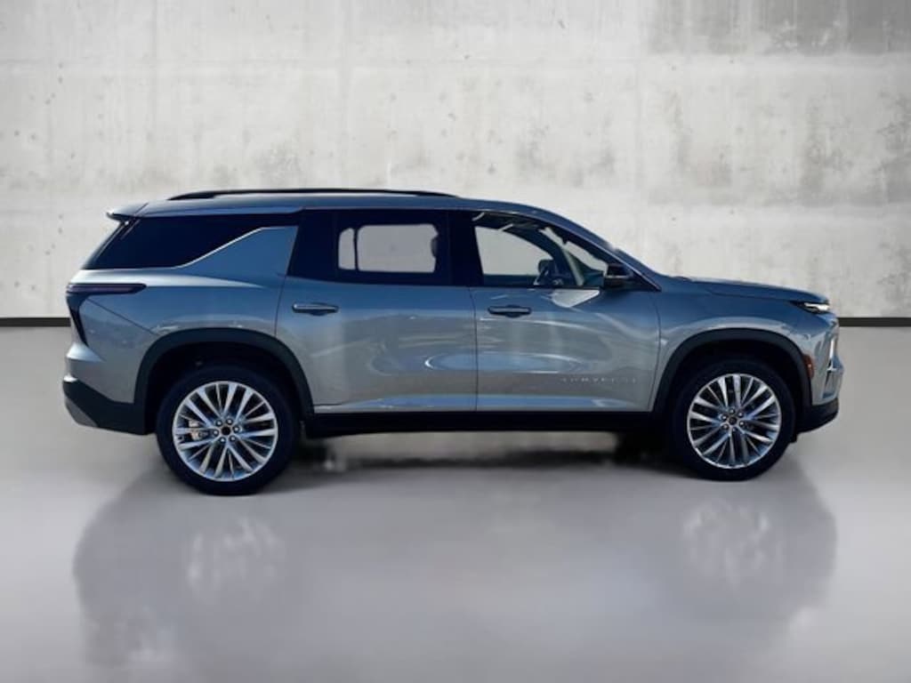 New 2026 Chevrolet Traverse LT SUV