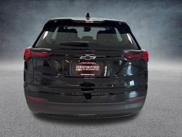 2027 Chevrolet Bolt LT - Photo 8