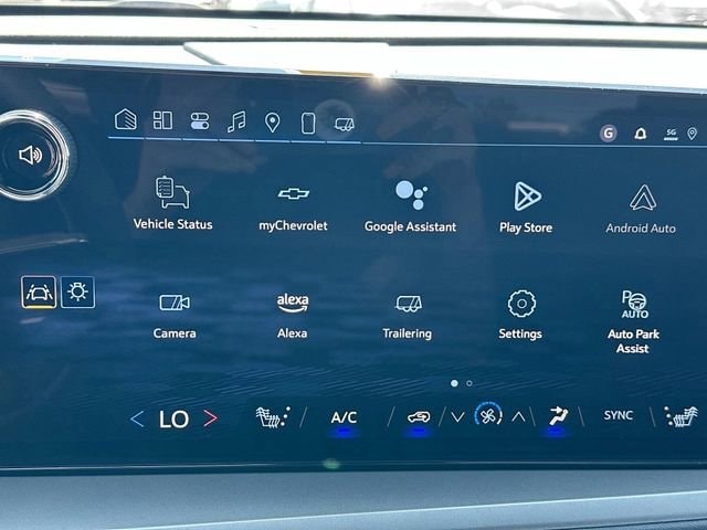 2025 Chevrolet Traverse LT - Photo 17