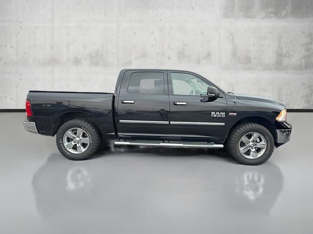 2015 Ram 1500 Big Horn photo 4