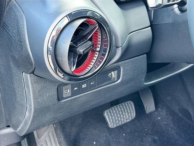 2025 Chevrolet Equinox EV RS - Photo 29