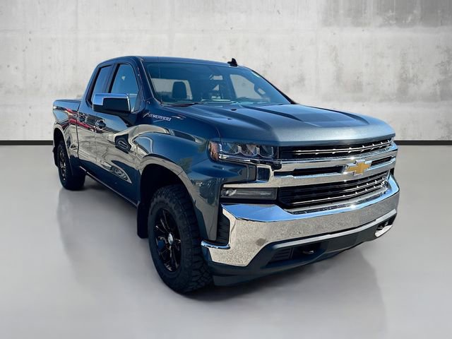 2019 Chevrolet Silverado 1500 LT photo 3