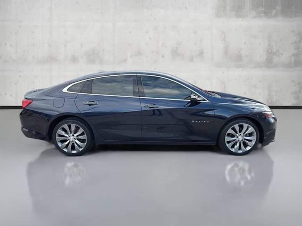 Used 2017 Chevrolet Malibu Premier Sedan