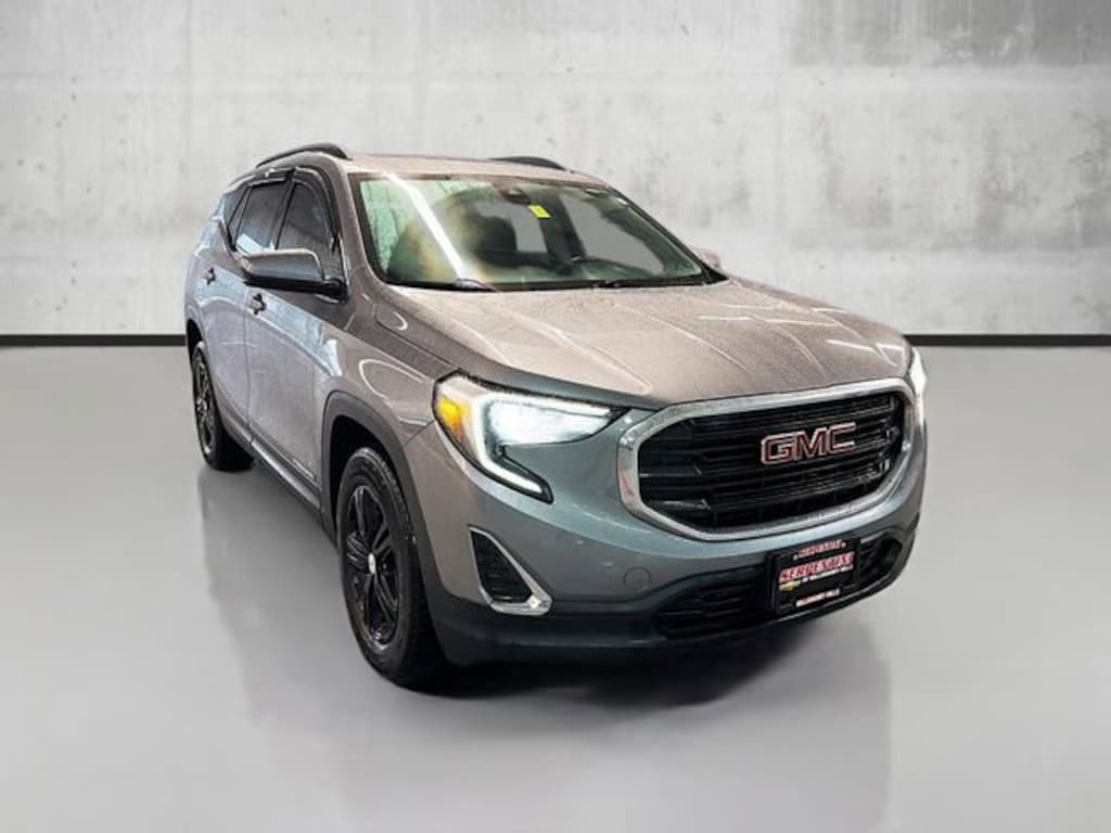 Used 2020 GMC Terrain SLE SUV