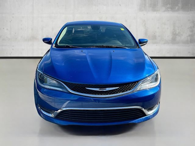 2015 Chrysler 200 Limited photo 2