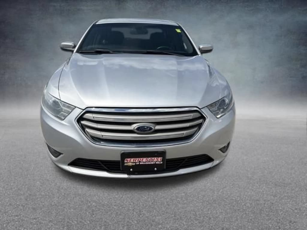 Used 2014 Ford Taurus SEL Sedan