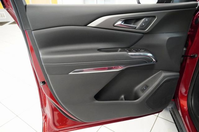 2025 Chevrolet Traverse 2LT photo 4