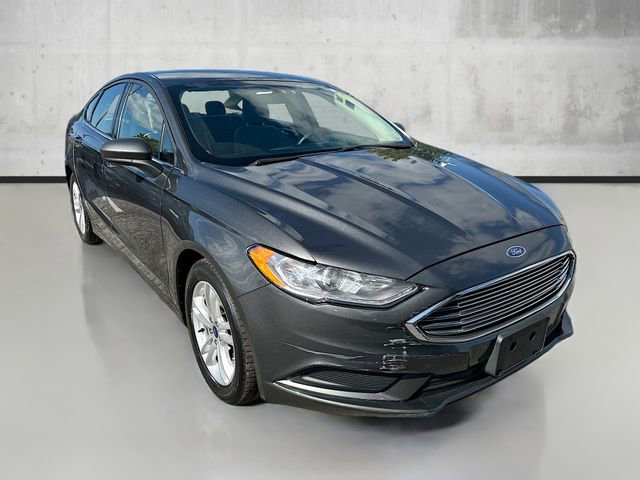 2018 Ford Fusion SE photo 3