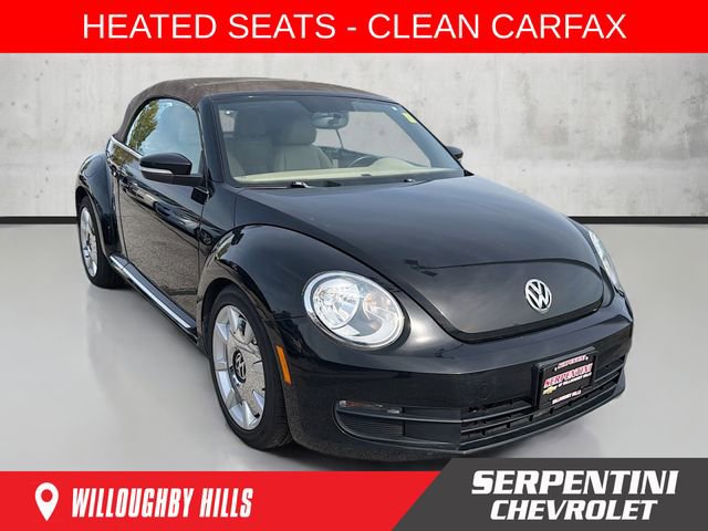 2014 Volkswagen Beetle 1.8T Convertible photo 3