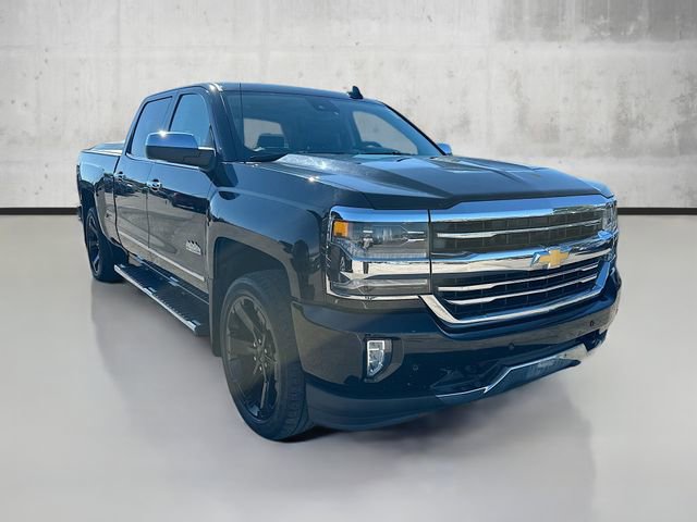 2017 Chevrolet Silverado 1500 High Country photo 2