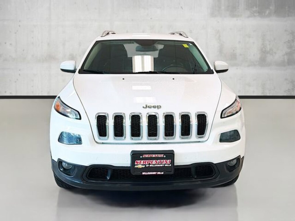Used 2018 Jeep Cherokee Latitude Plus SUV