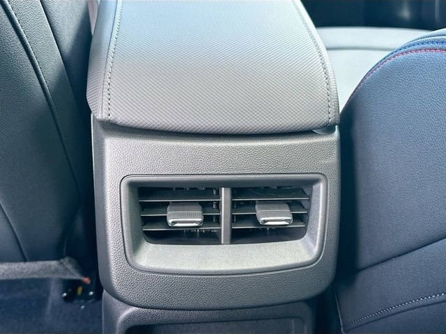 2025 Chevrolet Equinox EV RS - Photo 17