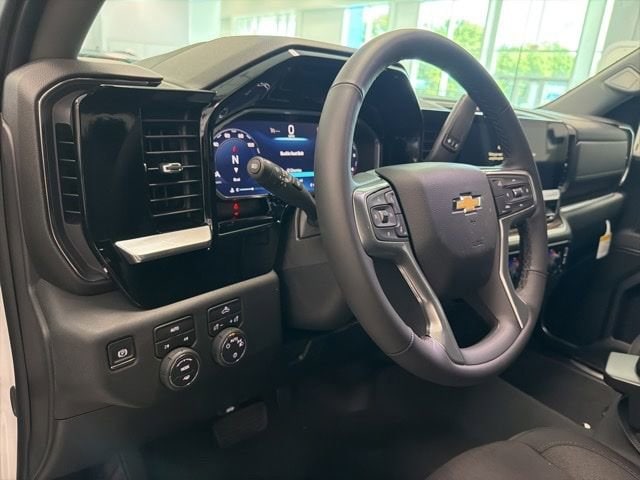 2026 Chevrolet Silverado 1500 LT - Photo 15