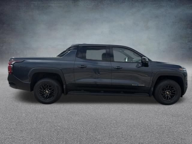 2026 Chevrolet Silverado EV LT - Photo 5