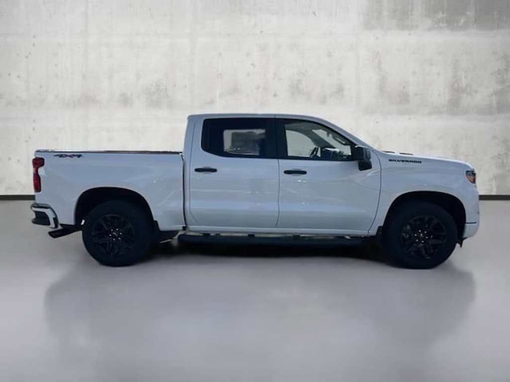 New 2026 Chevrolet Silverado 1500 Custom Truck