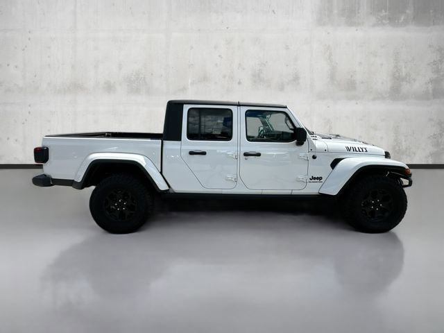 2021 Jeep Gladiator Willys photo 3