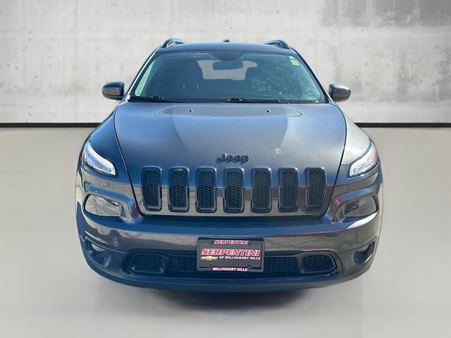 2016 Jeep Cherokee Altitude photo 2