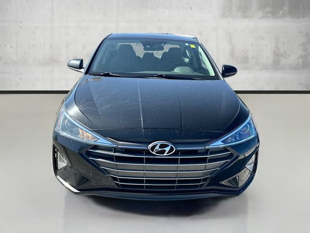 2020 Hyundai Elantra SEL photo 2
