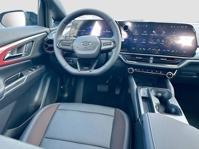 2025 Chevrolet Equinox EV RS - Photo 14