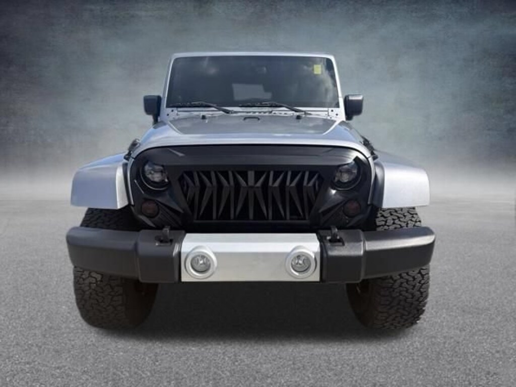 Used 2013 Jeep Wrangler Unlimited Sahara SUV