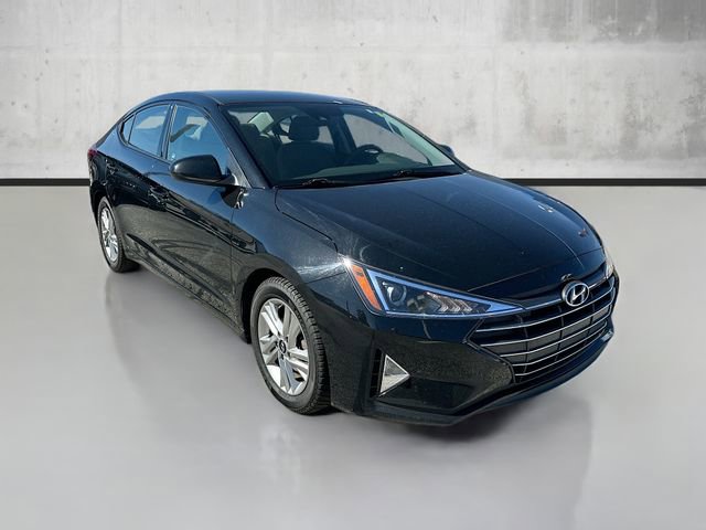 2020 Hyundai Elantra SEL photo 3
