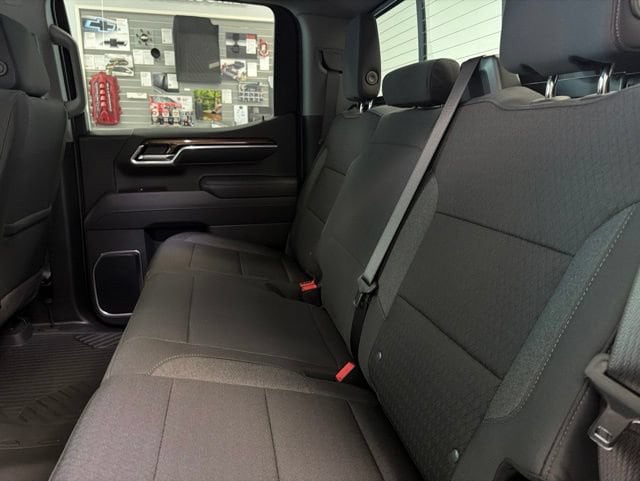 2026 Chevrolet Silverado 1500 LT - Photo 23