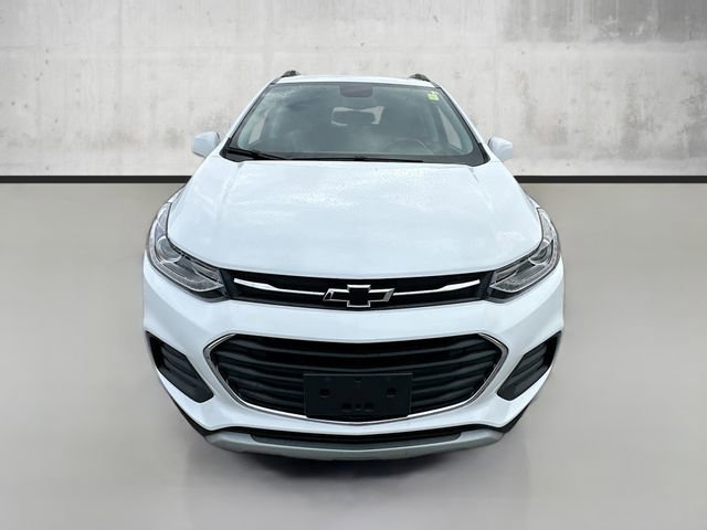 2021 Chevrolet Trax LT photo 2