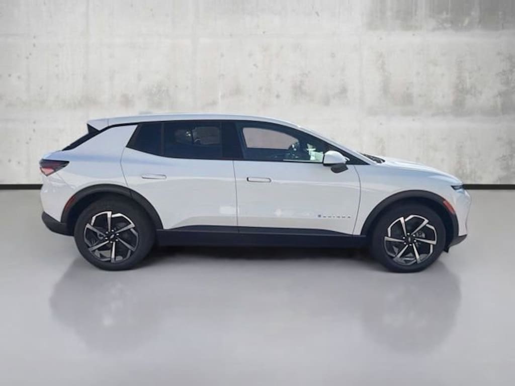 New 2026 Chevrolet Equinox EV LT SUV