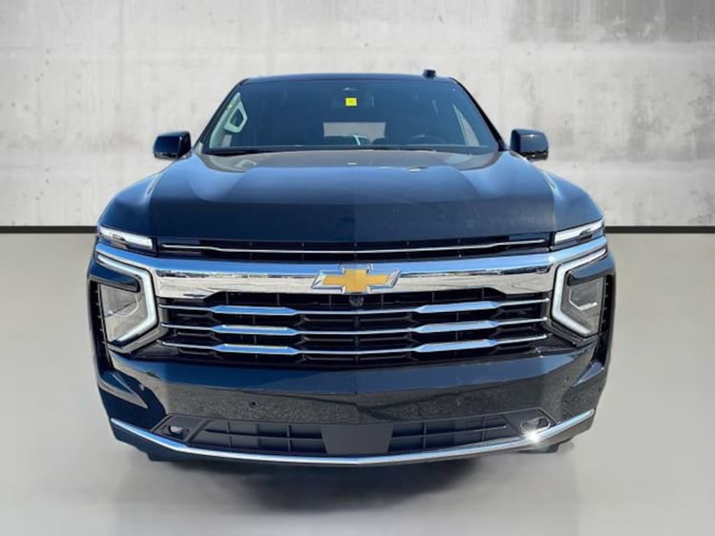 New 2026 Chevrolet Suburban LT SUV