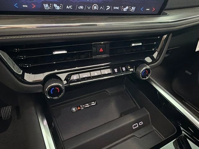 2026 Chevrolet Tahoe Premier - Photo 22