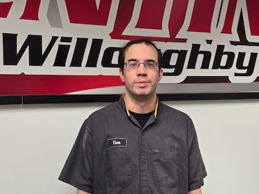 Staff member Tom Kump from ID_58c8dfdb6e44