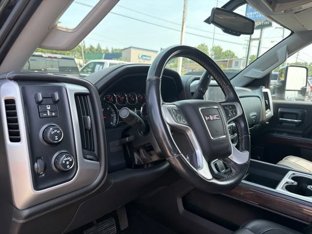 2017 GMC Sierra 2500HD SLT - Photo 15