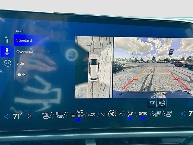 2025 Chevrolet Equinox EV RS - Photo 26