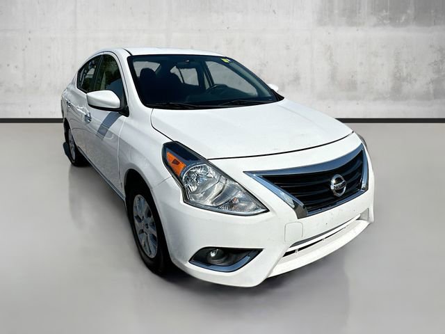 2019 Nissan Versa Sedan SV photo 3