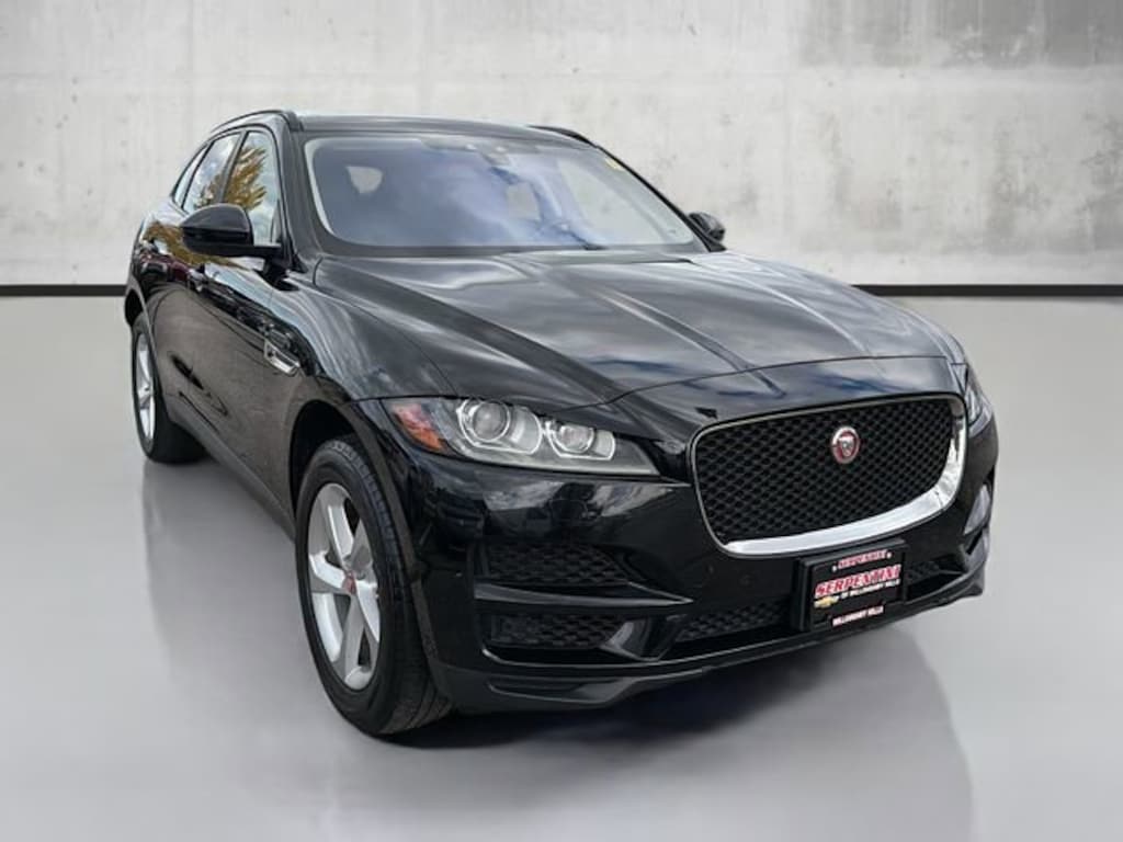 Used 2018 Jaguar F-PACE 25t Premium SUV