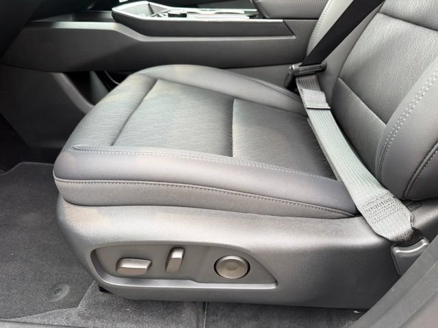 2027 Chevrolet Equinox LT - Photo 13