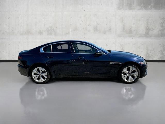 2020 Jaguar XE S photo 4
