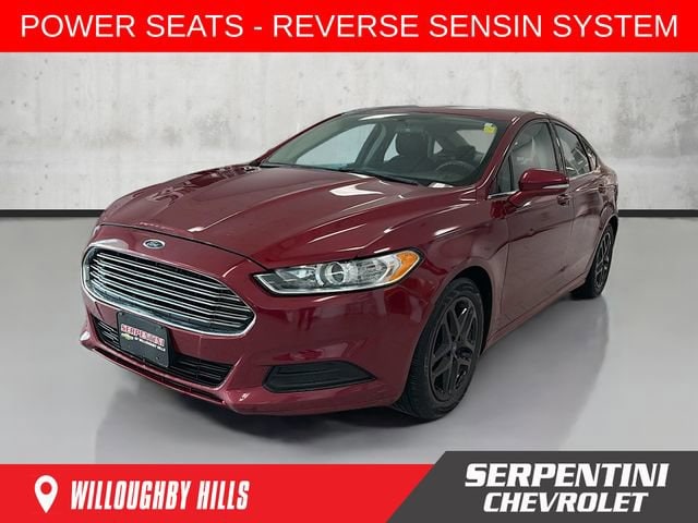 2016 Ford Fusion SE