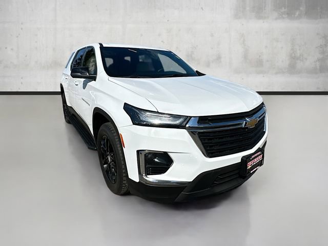 2023 Chevrolet Traverse LS photo 3