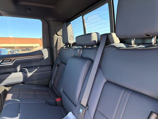 2026 Chevrolet Silverado 1500 High Country - Photo 17