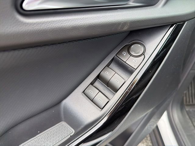 2026 Chevrolet Equinox LT - Photo 11