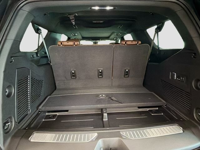 2026 Chevrolet Suburban High Country - Photo 32