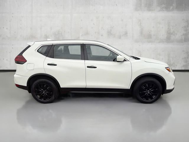 2019 Nissan Rogue S photo 4