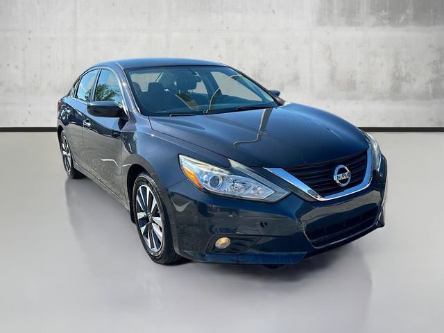 2017 Nissan Altima 2.5 SV photo 3