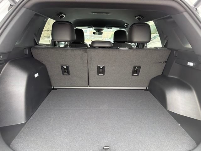2027 Chevrolet Equinox LT - Photo 24